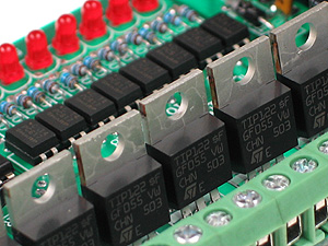 Click for Larger Image - Programming connector for connection to target board