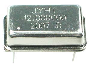 OSC3.6864 - 3.6864MHz Crystal Oscillator Standard Case