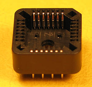 28 Pin PLCC Socket
